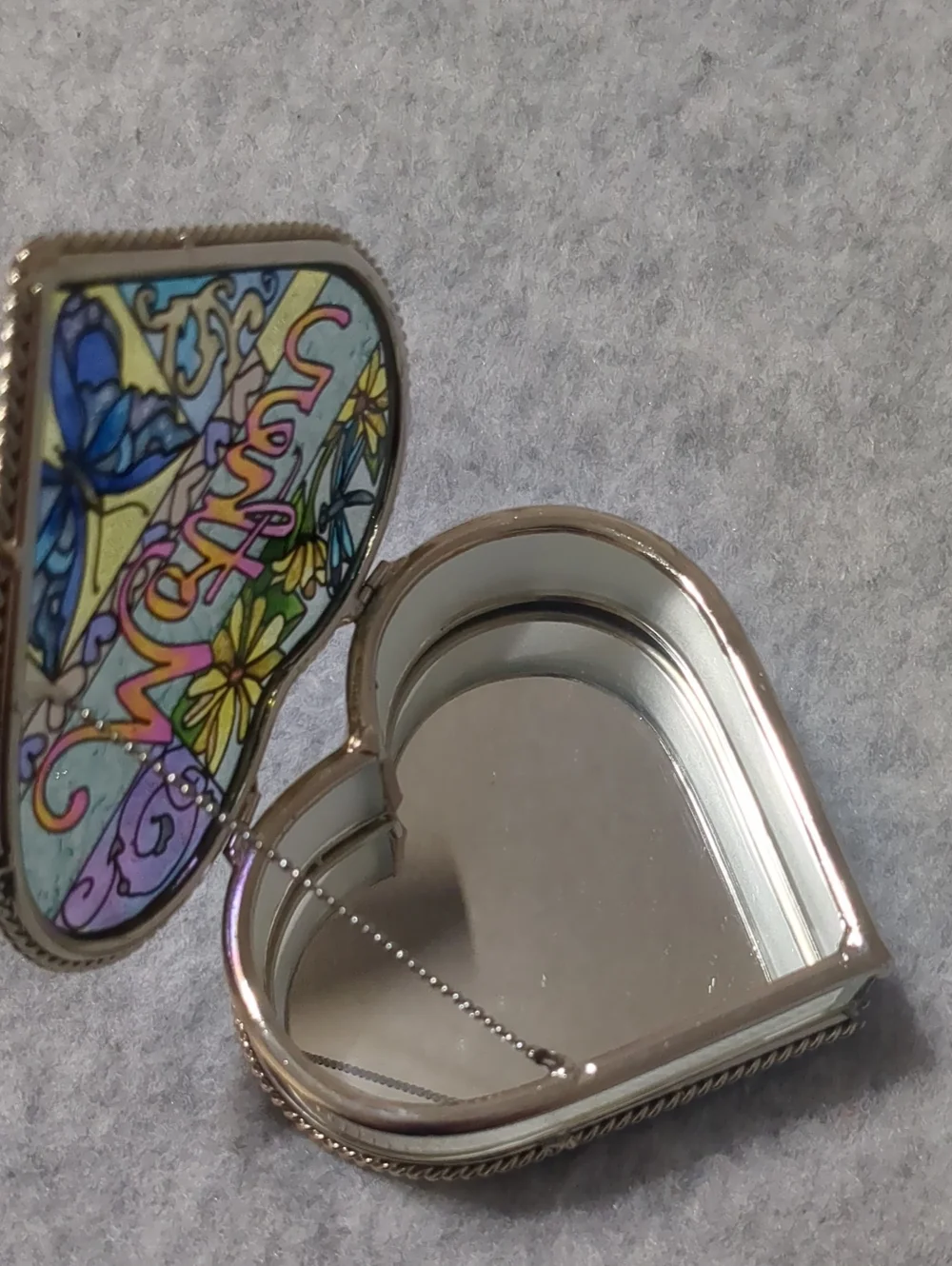 Amia Heart Shaped "Mother" Jewelry Trinket Box Hinged Hand Painted Stained Glass - Picture 9 of 9